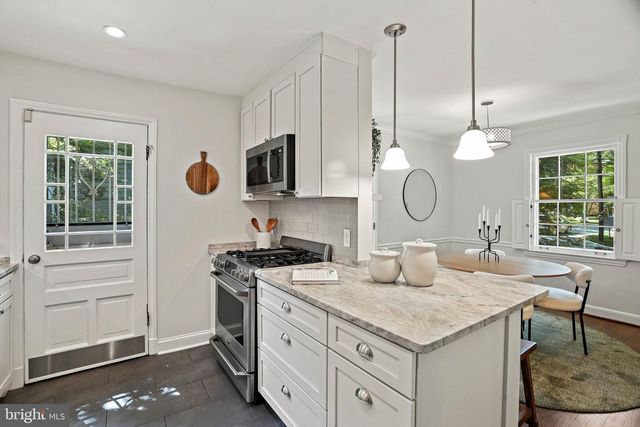 3414 THORNAPPLE ST, Chevy Chase, MD 20815