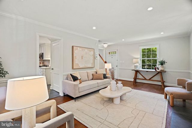 3414 THORNAPPLE ST, Chevy Chase, MD 20815