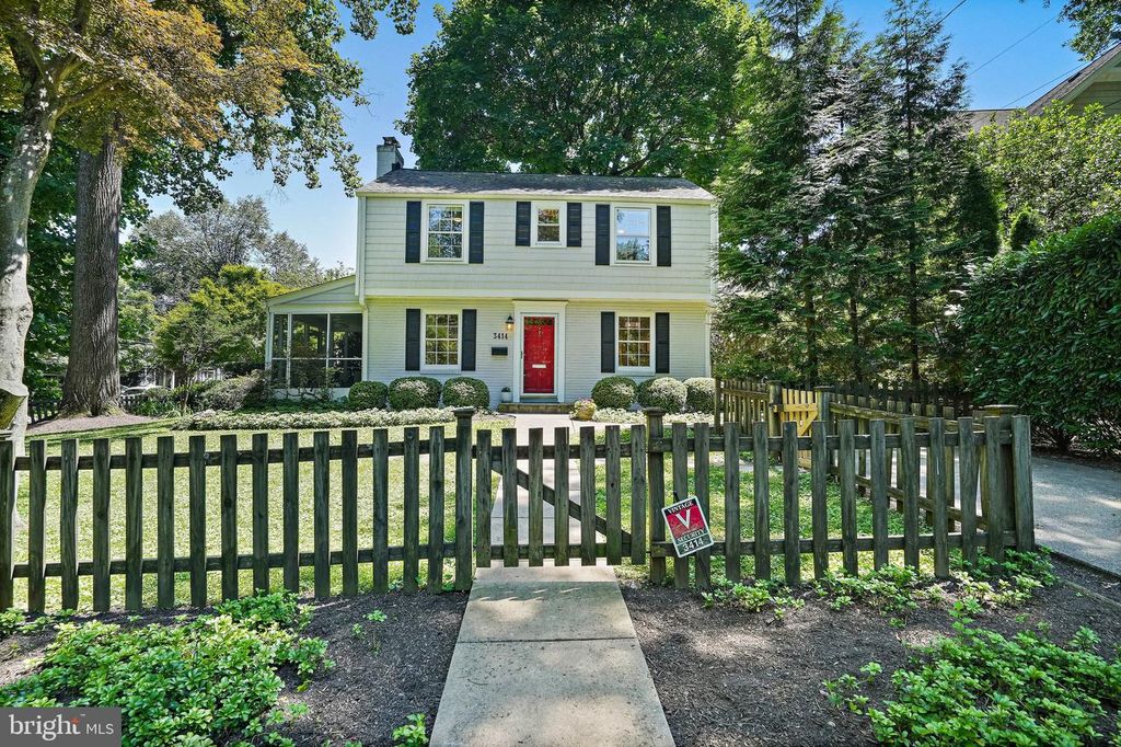 3414 THORNAPPLE ST, Chevy Chase, MD 20815