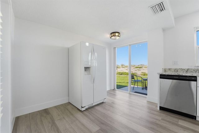 1150 TARPON CENTER DRIVE 1-A, Venice, FL 34285