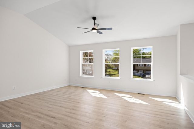 503 PENNINGTON DR, Westampton, NJ 08060