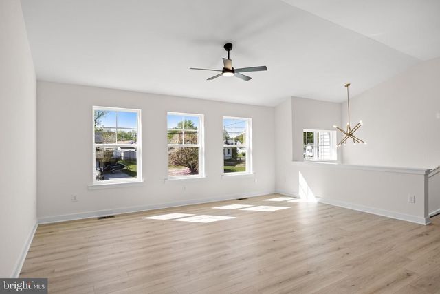 503 PENNINGTON DR, Westampton, NJ 08060