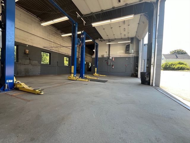 15 River St, Beverly, MA 01915