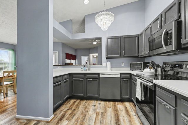 6945 Parkview Drive, 8, Florence, KY 41042