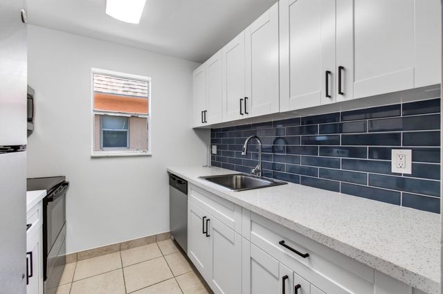 450 SW 2ND Avenue 205, Boca Raton, FL 33432