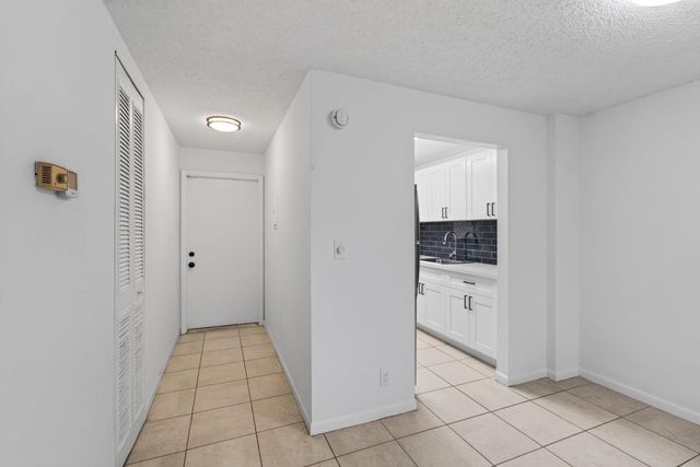 450 SW 2ND Avenue 205, Boca Raton, FL 33432