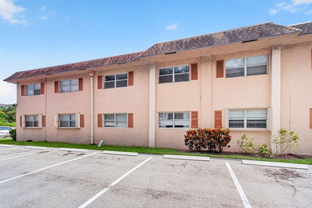 450 SW 2ND Avenue 205, Boca Raton, FL 33432