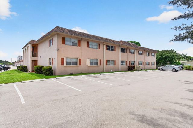 450 SW 2ND Avenue 205, Boca Raton, FL 33432