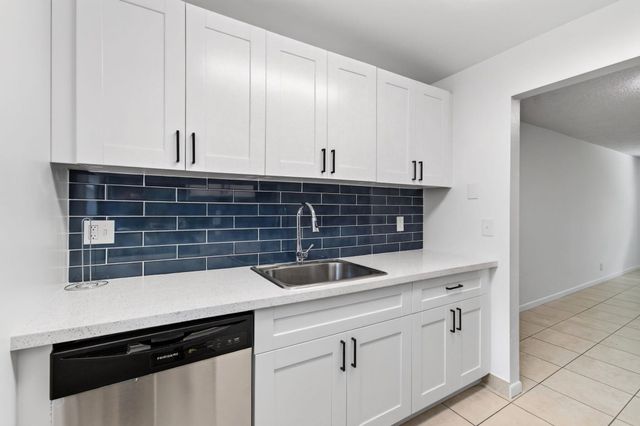 450 SW 2ND Avenue 205, Boca Raton, FL 33432