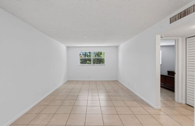 450 SW 2ND Avenue 205, Boca Raton, FL 33432