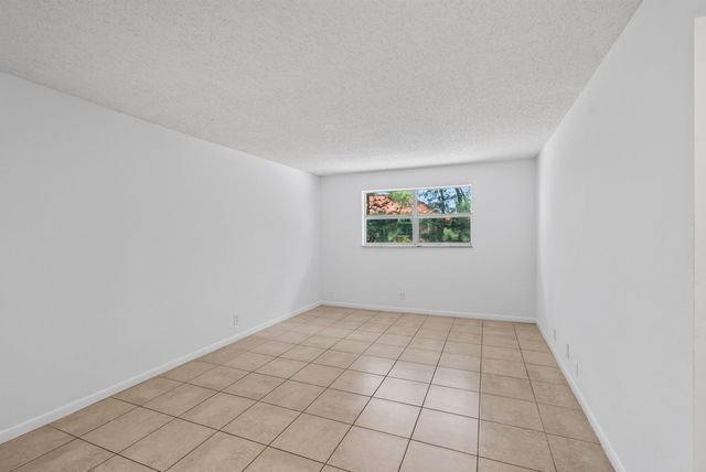 450 SW 2ND Avenue 205, Boca Raton, FL 33432