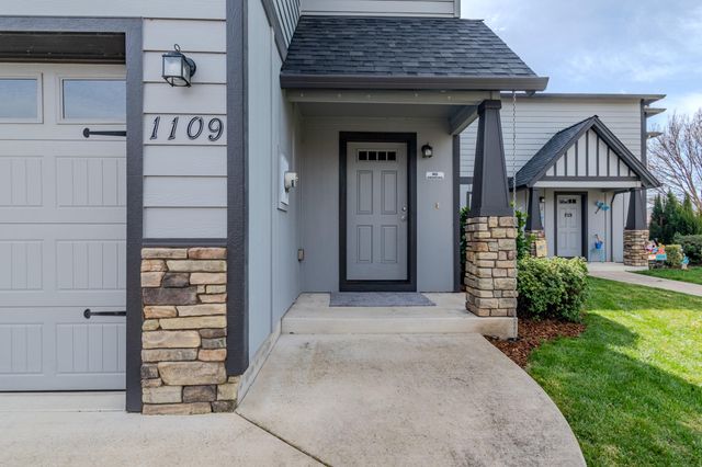 1109 Peachwood Court, Medford, OR 97501