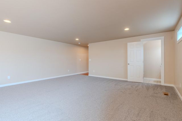 1109 Peachwood Court, Medford, OR 97501