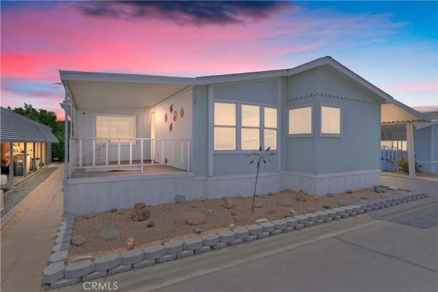 5001 Florida 724, Hemet, CA 92545