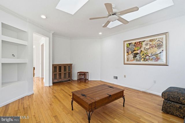 11 RIPPLE TERR, Barnegat, NJ 08005