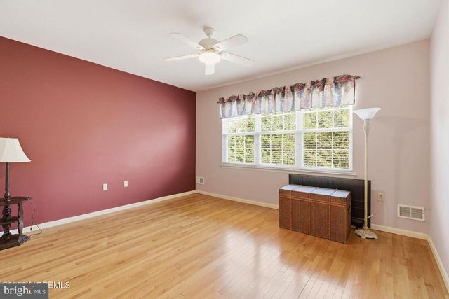 11 RIPPLE TERR, Barnegat, NJ 08005