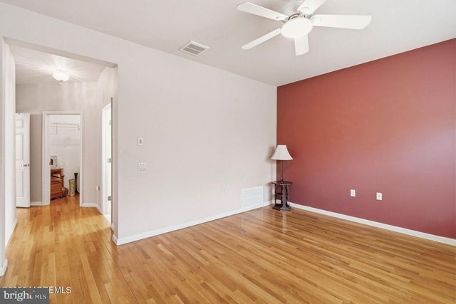 11 RIPPLE TERR, Barnegat, NJ 08005