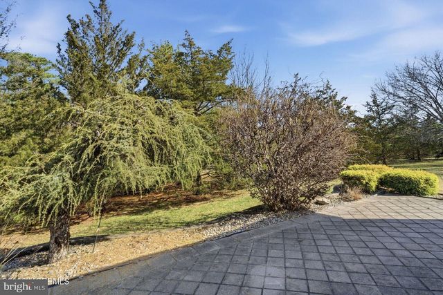 11 RIPPLE TERR, Barnegat, NJ 08005