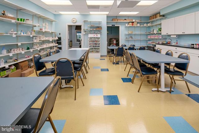 11 RIPPLE TERR, Barnegat, NJ 08005