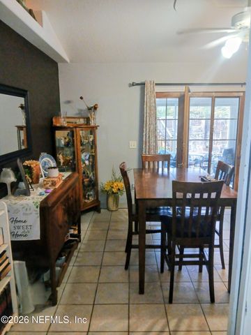 115 CRESTWOOD Drive, Interlachen, FL 32148