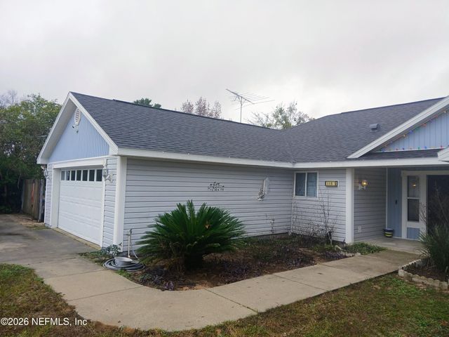 115 CRESTWOOD Drive, Interlachen, FL 32148