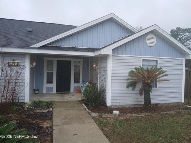 115 CRESTWOOD Drive, Interlachen, FL 32148