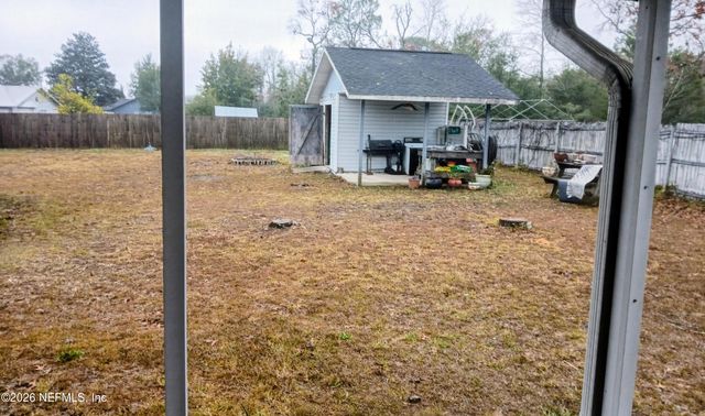 115 CRESTWOOD Drive, Interlachen, FL 32148