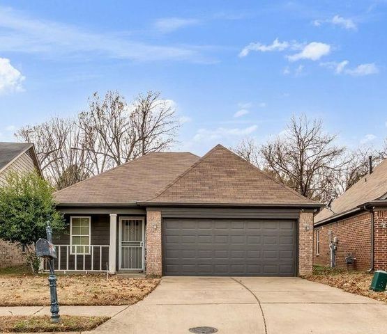 5616 FALLING BARK DR, Memphis, TN 38134