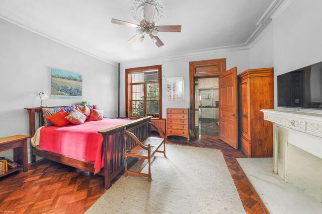 117 W 85TH Street, New York City, NY 10024