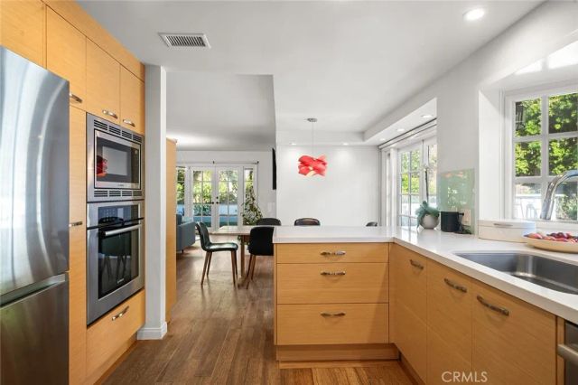 17 Rippling Stream, Irvine, CA 92603