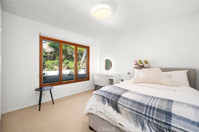 17 Rippling Stream, Irvine, CA 92603