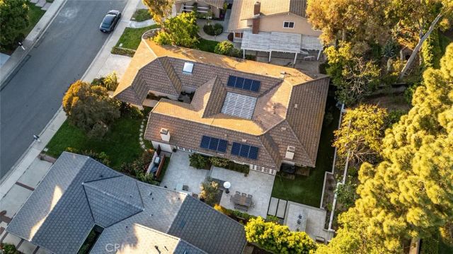 17 Rippling Stream, Irvine, CA 92603