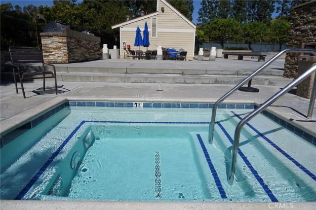 17 Rippling Stream, Irvine, CA 92603