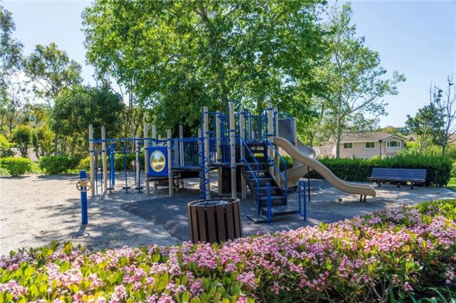 17 Rippling Stream, Irvine, CA 92603