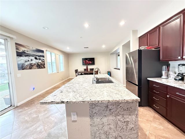 16263 Seminole, Fontana, CA 92336