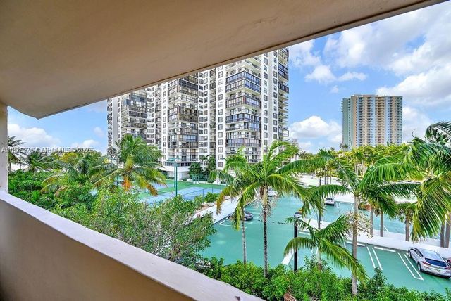 2201 Brickell Ave 80, Miami, FL 33129