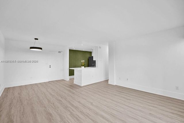 2201 Brickell Ave 80, Miami, FL 33129