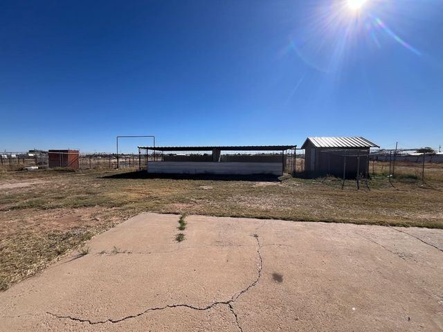 4436 E Goldenrod Ave, Gardendale, TX 79758