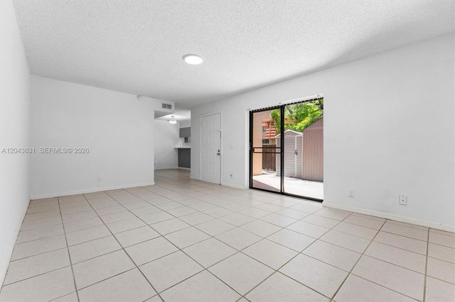 8111 Severn Dr D, Boca Raton, FL 33433