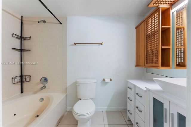 8111 Severn Dr D, Boca Raton, FL 33433