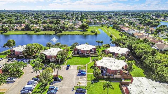 8111 Severn Dr D, Boca Raton, FL 33433