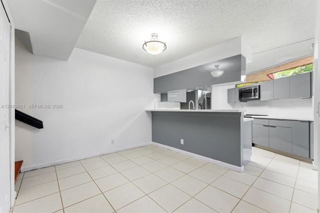 8111 Severn Dr D, Boca Raton, FL 33433