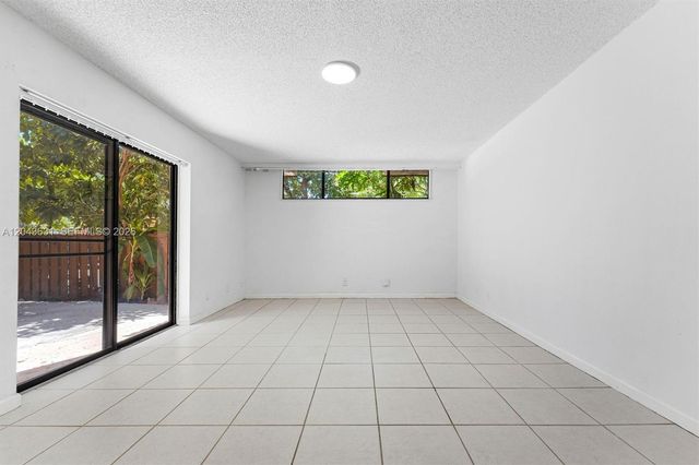 8111 Severn Dr D, Boca Raton, FL 33433