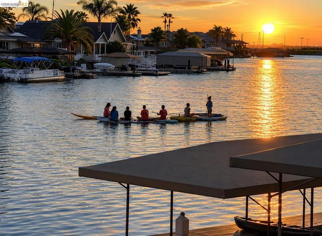 671 Willow Lake Rd, Discovery Bay, CA 94505