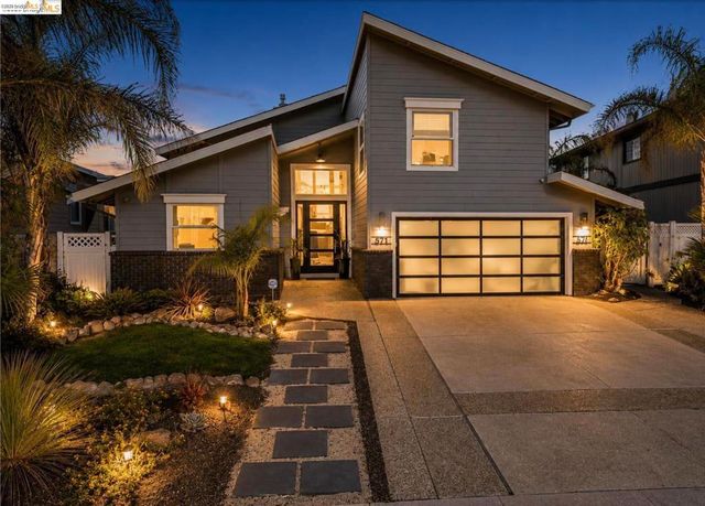 671 Willow Lake Rd, Discovery Bay, CA 94505
