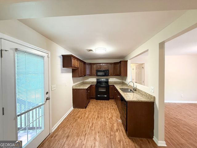 2856 Argyle Drive NW, Atlanta, GA 30318
