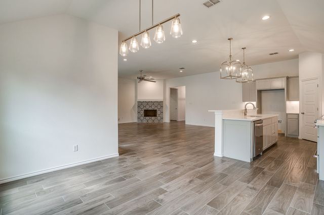 6817 Trail Rock Drive, Benbrook, TX 76126