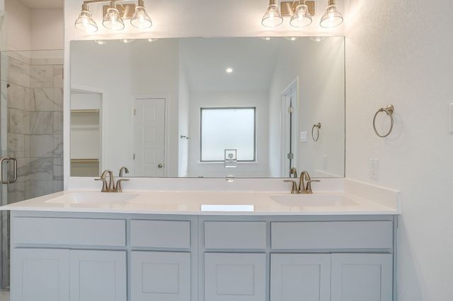 6817 Trail Rock Drive, Benbrook, TX 76126