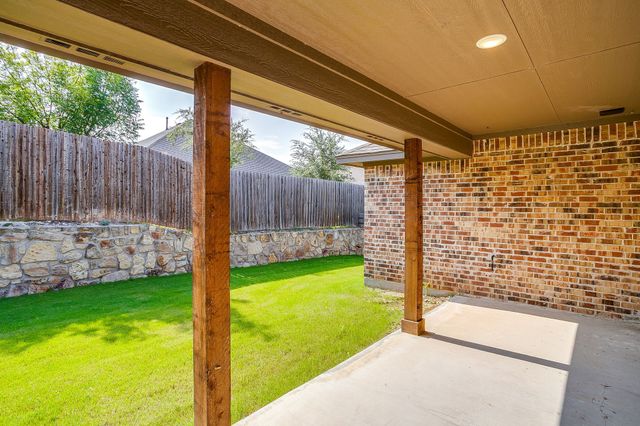 6817 Trail Rock Drive, Benbrook, TX 76126