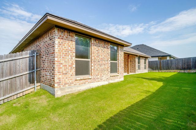 6817 Trail Rock Drive, Benbrook, TX 76126